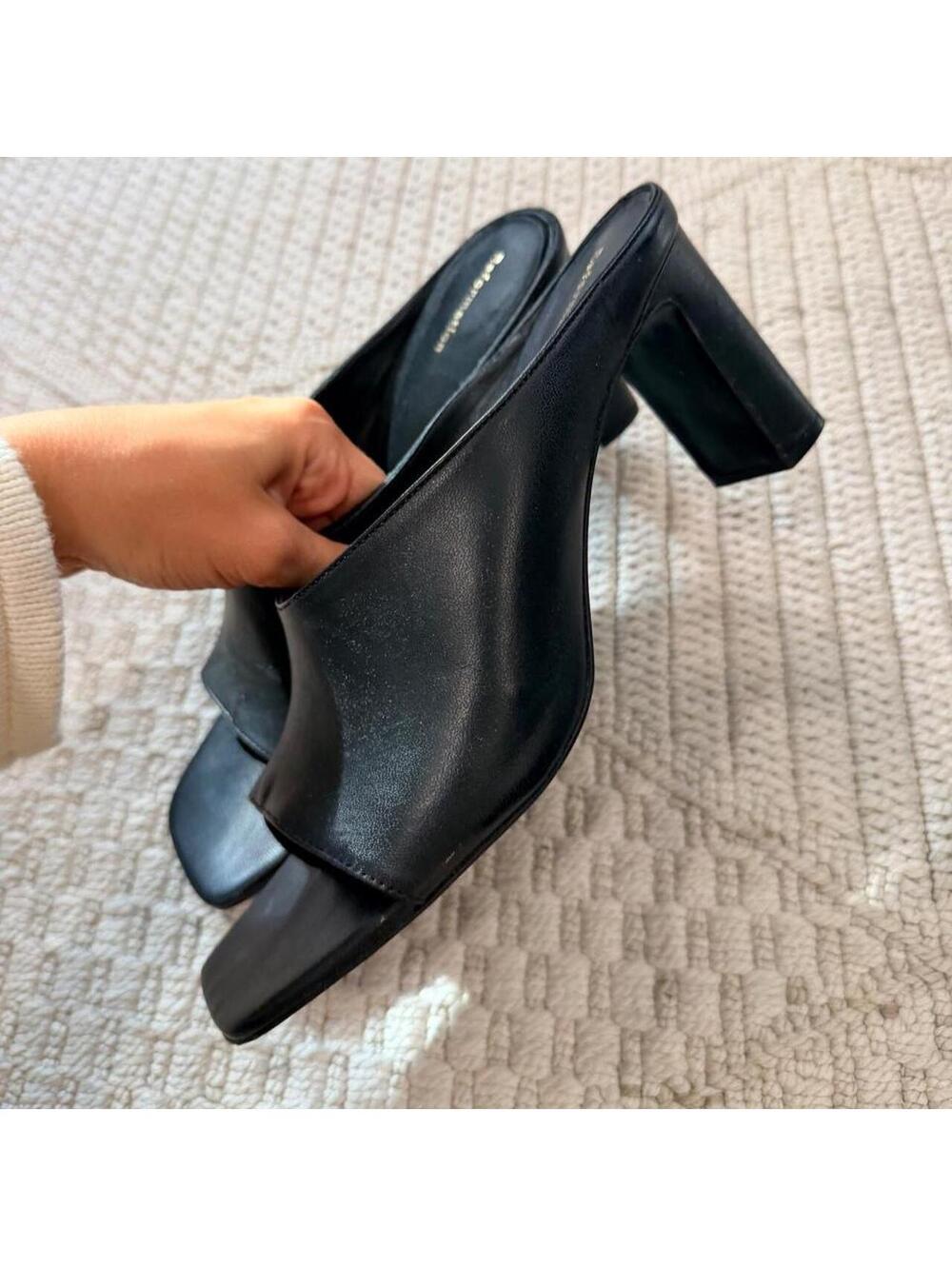 Reformation Lou Lou Block Heel Mule in Black - Picture 5 of 8